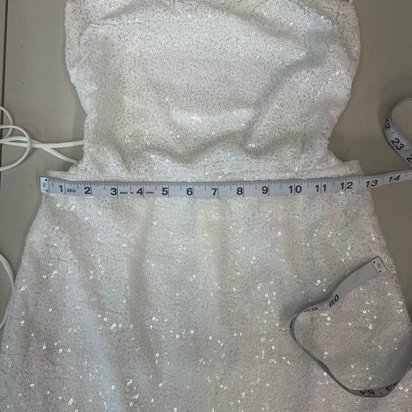 Lucy in the Sky White Mini Dress - Picture 7 of 11